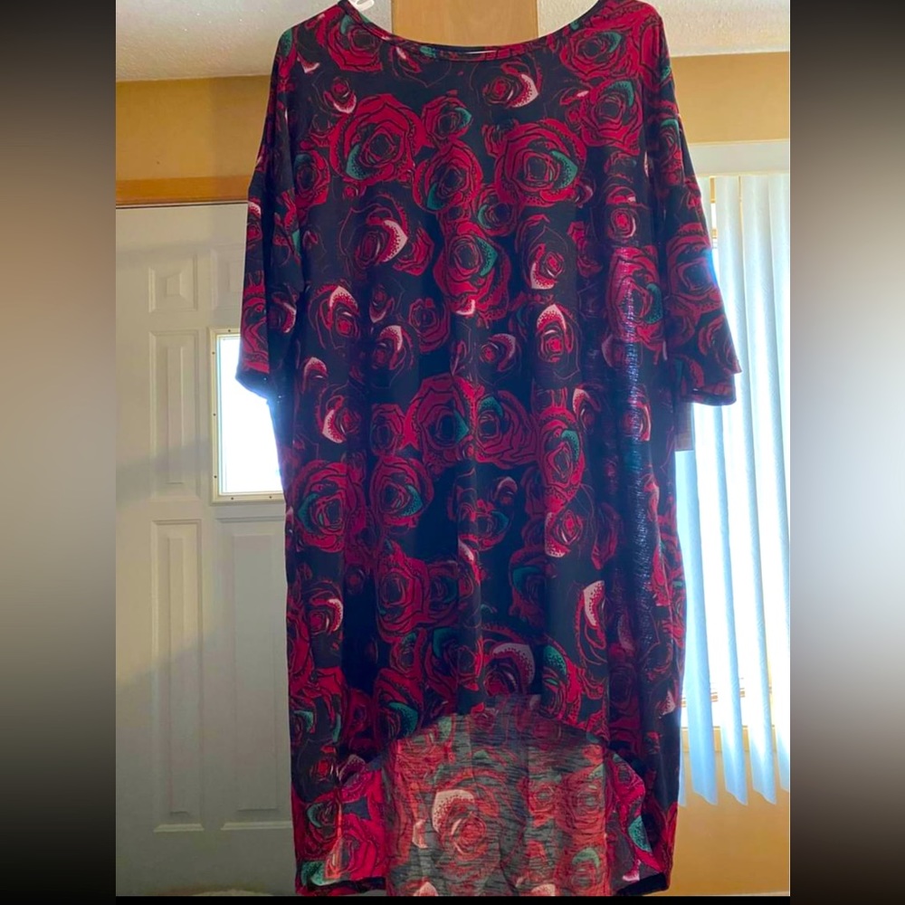 Lularo L Irma - NWT -  Retails for $35